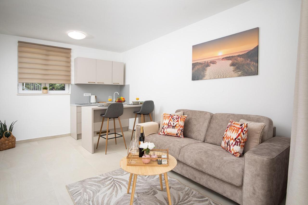 Apartments And Rooms Jakic Medulin Ngoại thất bức ảnh